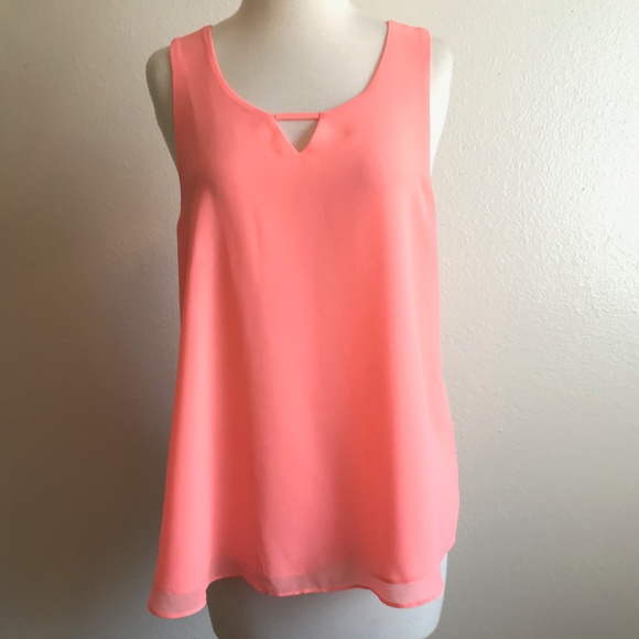 Anthropologie Tops - Anthropologie E (hanger) M Coral Keyhole Tank Top